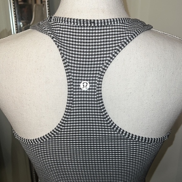 Lululemon Cool Racerback Gingham Luon White Black Size 6 - Picture 10 of 11
